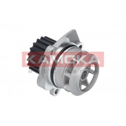 Vízszivattyú AUDI A1 10-, A3 03-, A4 07-, A5 11- 03L121011