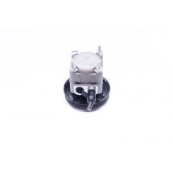 Szervószivattyú FORD VOLVO 6G913A696NB